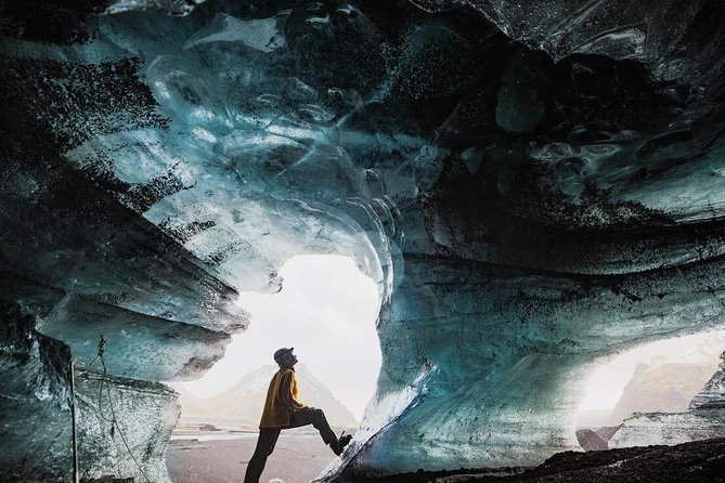 Crystal Ice Cave Tour From Jokulsarlon Glacier Lagoon - The Experience of Exploring the Ice Caves