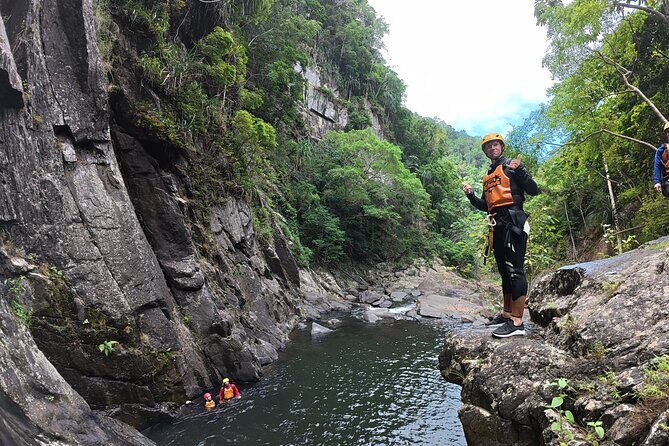 Crystals Canyon by Cairns Waterfalls - Exploring the Details of Crystals Canyon by Cairns Waterfalls