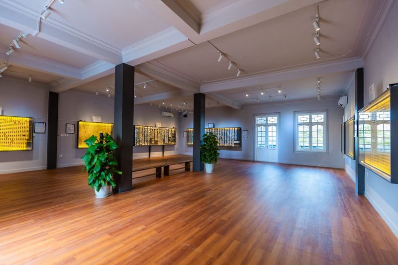 CSO Gallery in Hoi An Ticket - Coins, banknotes, and stamps across borders