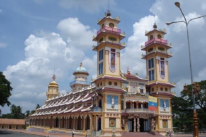 Cu Chi Tunnels and Cao Dai Temple Full Day Tour From Ho Chi Minh City - Tour Highlights