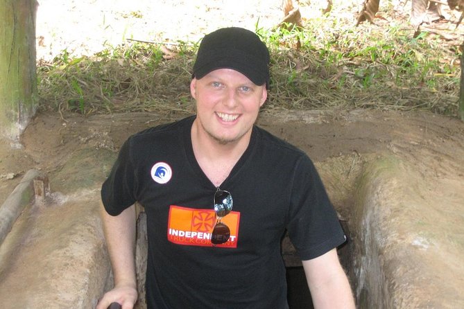 Cu Chi Tunnels and Ho Chi MInh City Full Day - Combined Tour Highlights