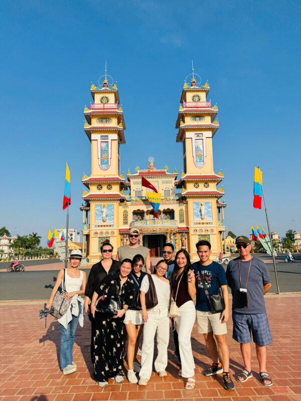 Cu Chi Tunnels, Cao Dai Temple & Ba Den Mountain Full Day From HCMC - Ba Den Mountain: summit views and extra ticket choices