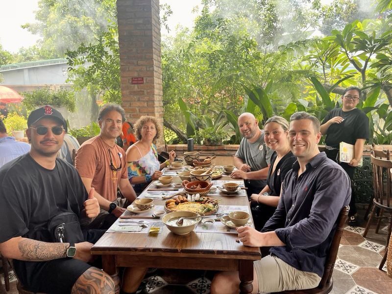 Cu Chi Tunnels & Mekong Delta Tour with VIP Transfer Option - Standard Bus or VIP Limousine?