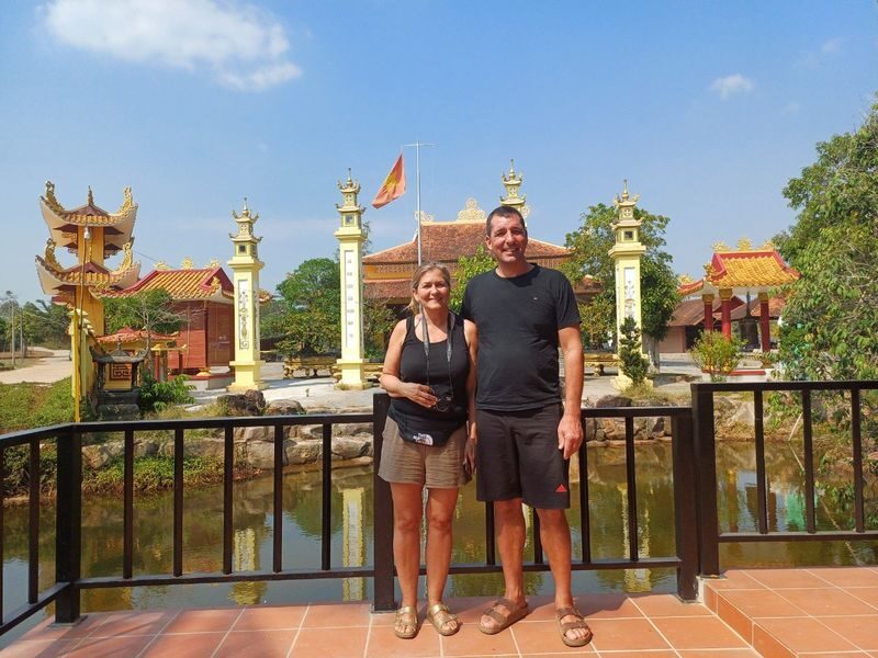 Cua Can River Kayaking Day Tour in Phu Quoc - Seafood lunch, served mid-day