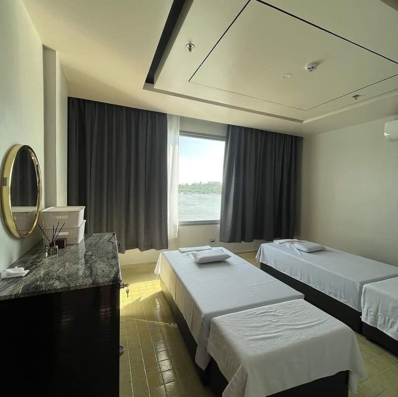 Cube Nine Spa with Roundtrip Transfer from Mactan | Cebu - The scrub and VIP options