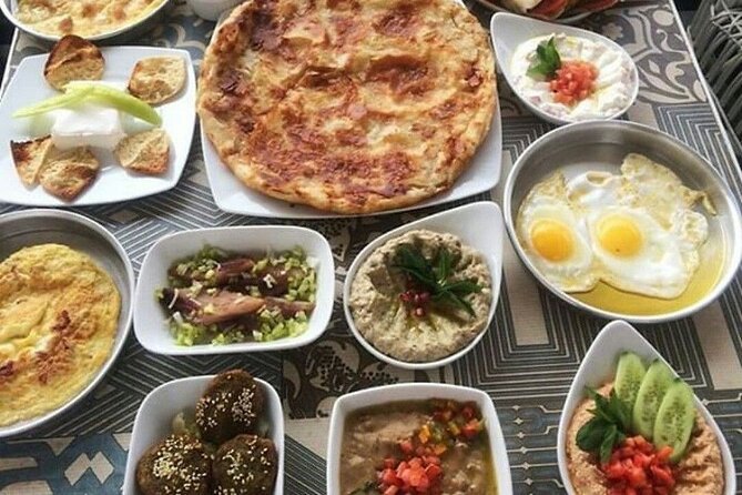 Culinary Delights on a Tranquil Felucca Cruise in Luxor - Tranquility and Tastefulness