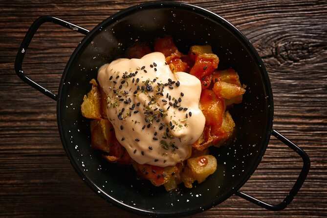 Culinary Tour "Tapas & Wines" in Madrid - Wine Tasting Experiences