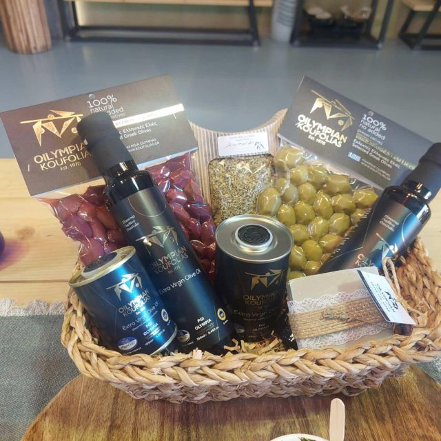 Culinary Treasures: Private Olive Oil and Wine Tasting Tour - Olive Oil Experience: Exploring Olympias Heritage