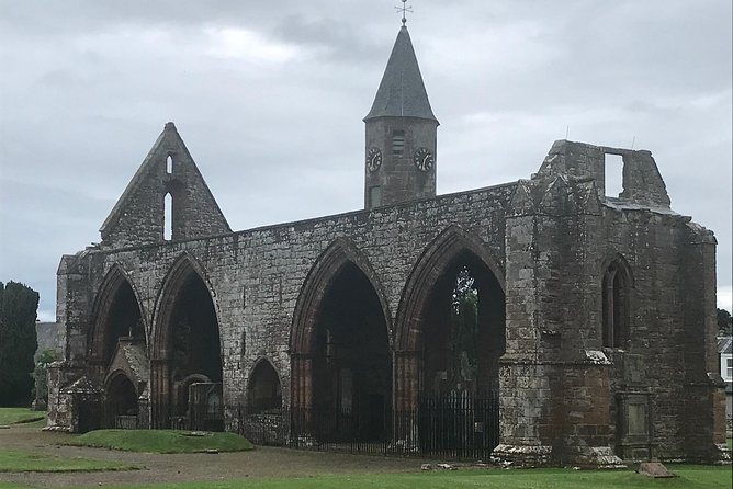 Culloden Battlefield, Clava Cairns and Loch Ness, Urquhart Castle - Urquhart Castle Discovery