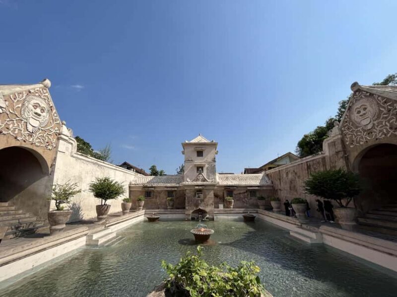 cultural and cave tour to kraton, taman sari & pindul cave - What to Expect from This Tour