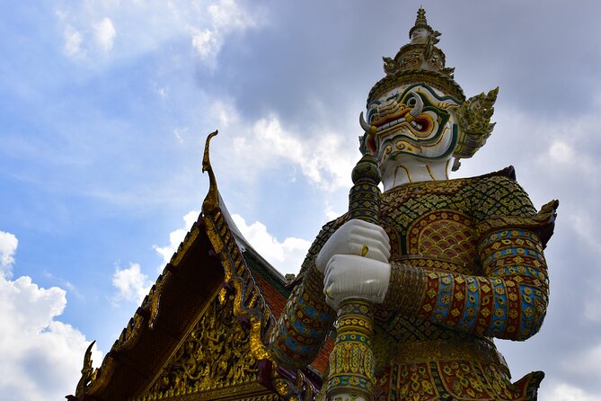 Cultural Discovery of Bangkok (Half Day) With English-Speaking Guide - Details of the Cultural Discovery Experience
