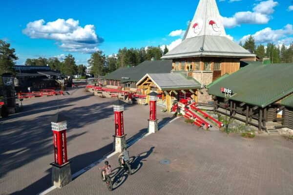 CULTURAL E-FATBIKE TOUR AROUND ROVANIEMI AND SANTA VILLAGE - Booking Information