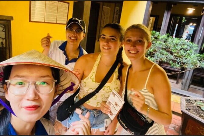 Cultural Exchange with Student Guides - Authentic Experiences From Real Travelers