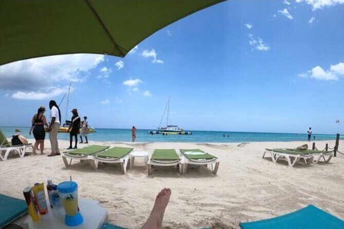 Cultural Food Tour & Seven Mile Beach At Negrils Margaritaville - Who Should Consider This Tour?