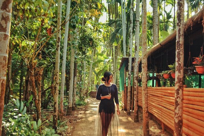 CULTURAL & HISTORIC DAY TOUR ATTRACTIONS - Churches, Temples & Spice Plantation - Tour Overview and Experience