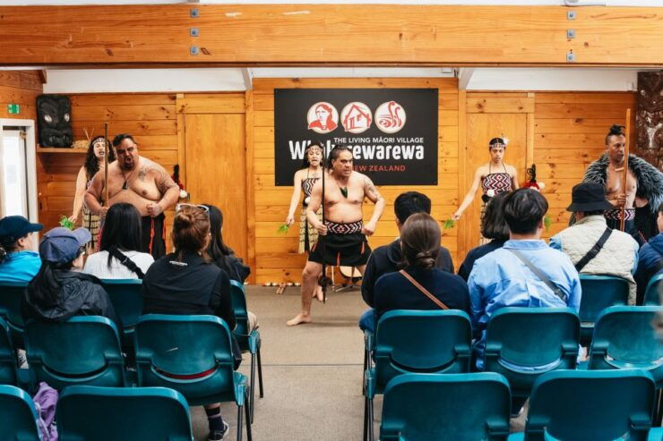 Cultural Performance, Maori Dancing - Performance Highlights