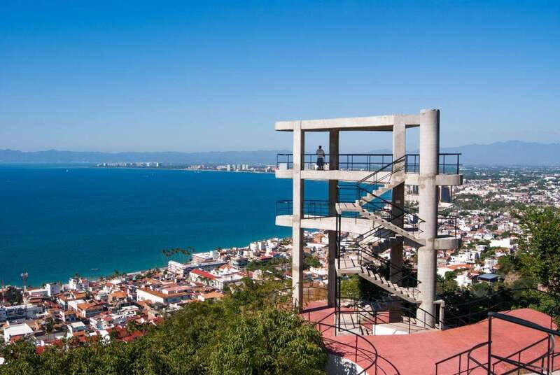 Cultural Pulse: Lazaro Cardenas Park & Plaza Walk - A Closer Look at the Lazaro Cardenas Park & Plaza Walk