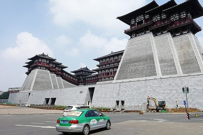 Cultural & Scenic China Bike Tour From Xian and Yellow River - Cultural Experiences