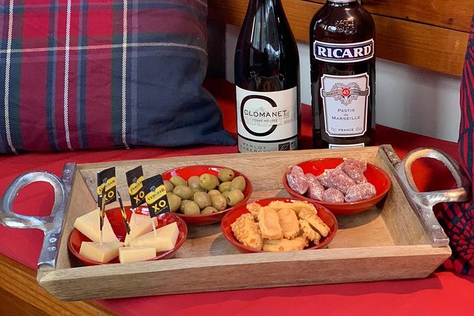 Cultural Tour in French With Aperitif on a Historic Boat. - Historic Boat Tour Highlights