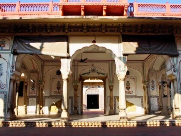 Cultural Walking Tour of Jaipur With Local Snacks - Directions