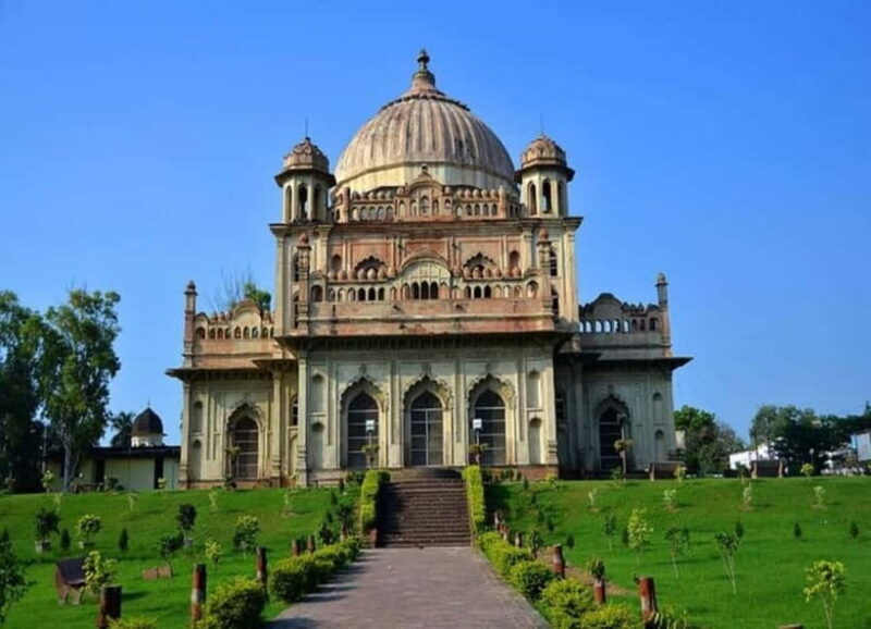 Cultural Walking Tour of Lucknow with Local Snacks - An In-Depth Look at the Lucknow Cultural Walking Tour