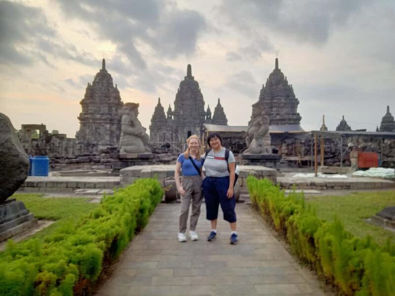 Culture Tour of Sultan palace,Water castle,Ijo Temple sunset - FAQs
