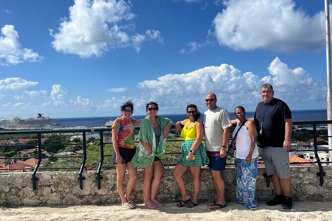 Curaçao Cityscape, Discover her Secret - Good To Know