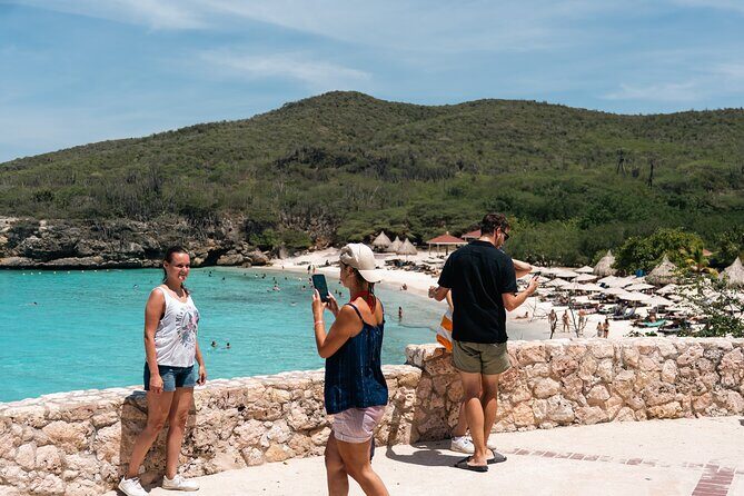 Curaçao Full-Day Tour: Hato Caves, Turtles, Kenepa & Flamingos - Exploring the Itinerary in Detail