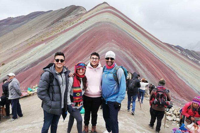 Cusco 03 Days Tour: Humantay Lake, Machu Picchu by Train and Rainbow Mountain - Exploring the Majestic Rainbow Mountain