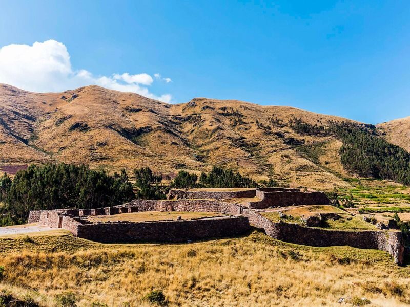 Cusco Sacsayhuamán Half-Day Cultural Tour - Qenqo: carvings, passages, and ceremony