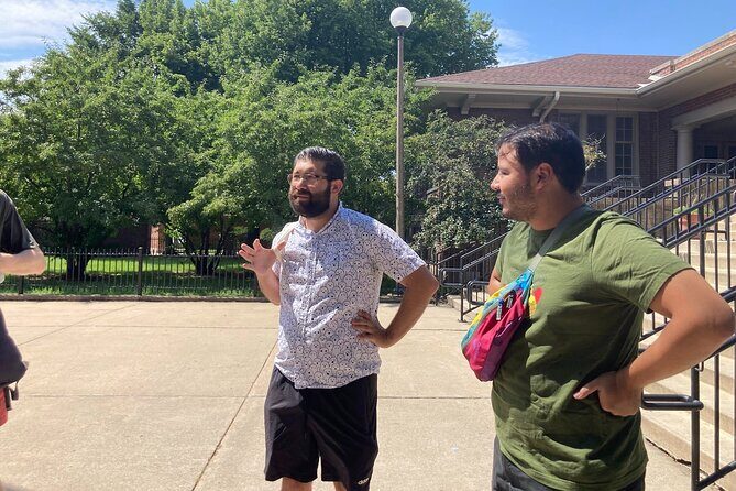 Custom Chicago Walking Tours - An In-Depth Look at the Custom Chicago Walking Tour