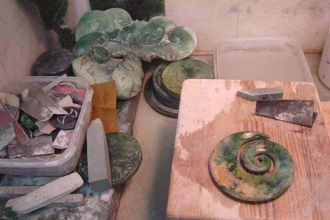 Custom Made Jade Carvings - Types of Jade Carvings