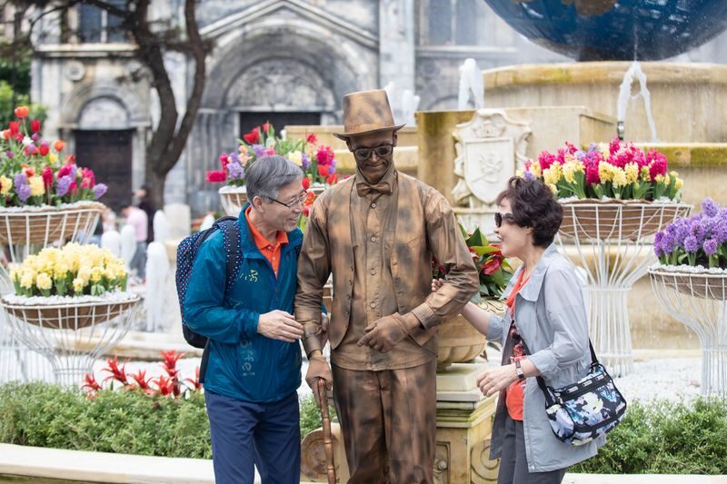 Custom Private Tour: Ba Na Hills with Multi-langague Speaking Driver - Choosing a pickup time and keeping the day smooth