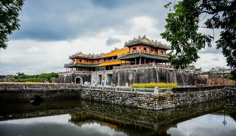Custom Private Tour: Hue Trip with English, Chinese, Korean, or Japanese-Speaking Driver - Khai Dinh Tomb: architecture with a historical setting