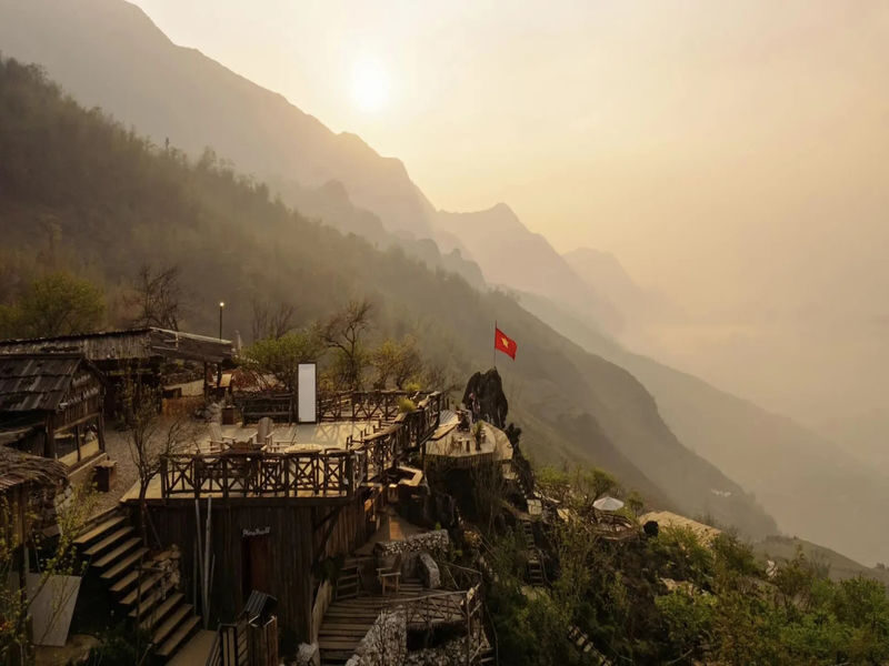 Custom Private Tour: Sapa Day Tour with English Speaking Driver - What the price buys, and what to confirm