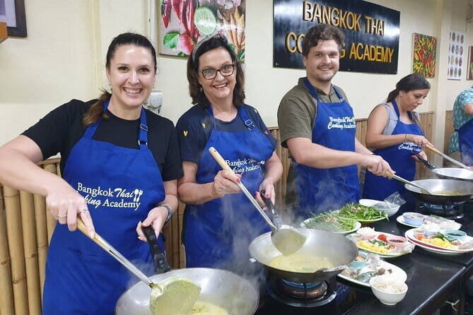 Customizable Thai Cooking Class with Onnuch Market in Bangkok - Real Insights from Participants