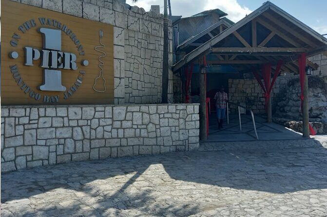 Customize Night life in montego Bay - Good To Know