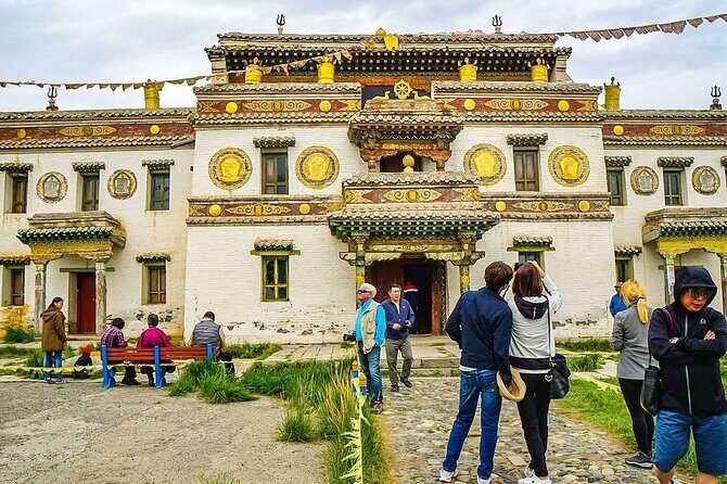 Customized 12 Day Monglia Private Family Trip with Horse Riding - FAQ  