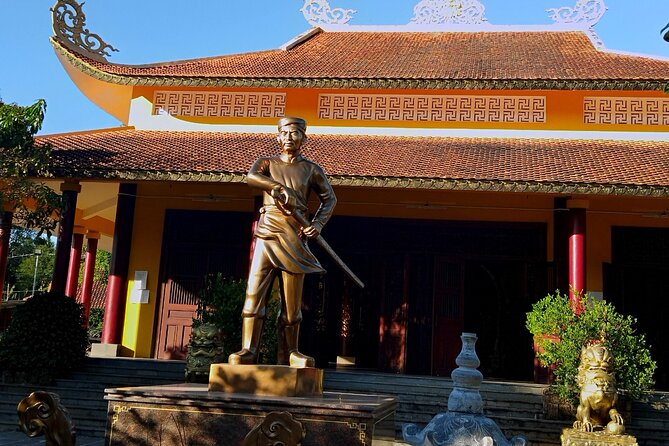 Customized Authentic Sightseeing to the North - Additional Information and Charges