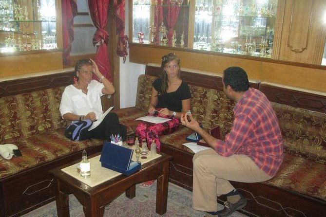 Customized Shopping Tour and Egyptian Souvenir From Cairo Giza Hotels - Good To Know