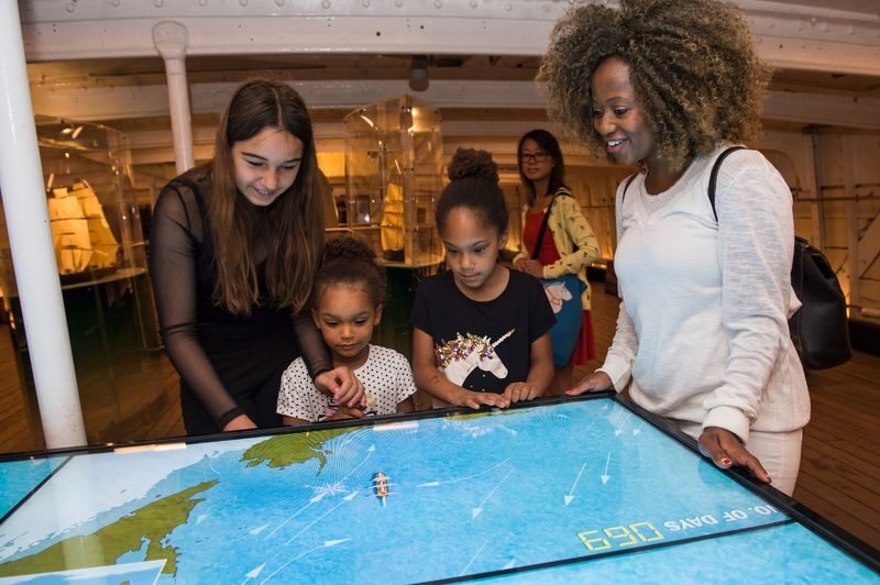 Cutty Sark ticket in London with optional afternoon tea - The audio guide and how to use it
