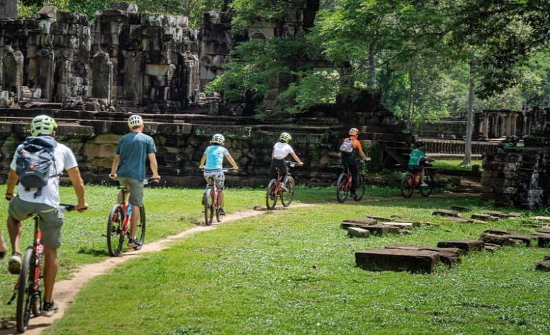Cycle the Angkor Backroads inclusive Lunch at Local house - Who Will Love This Tour?