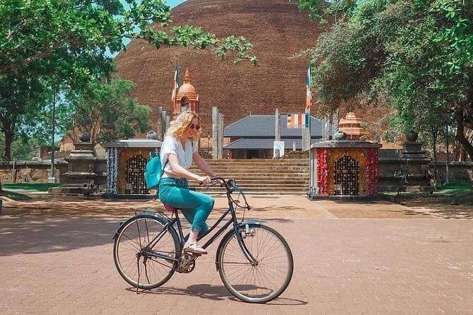 Cycle Through 2000 Years of Sacred History and Culture – Anuradhapura - Meeting and Pickup Details