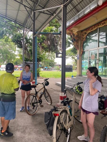Cycling in the Public Park in Bangkok - Break Down