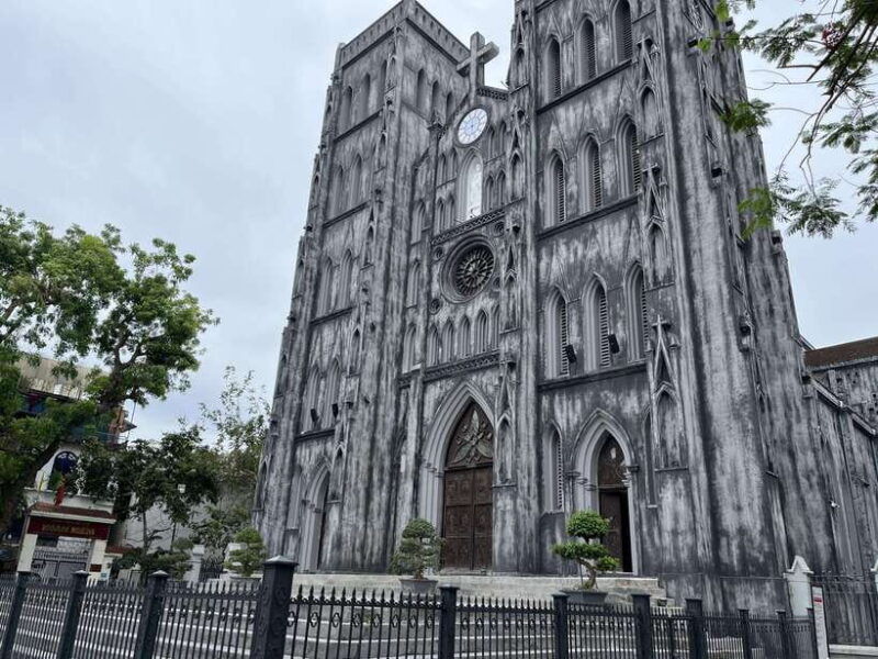 Cycling Through Hanoi: Old Quarter Pagodas & Red River Delta - Highlights and Itinerary