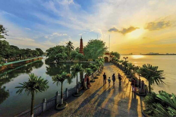 Cycling Through Hanoi: Old Quarter Pagodas & Red River Delta - Cycling Through the Red River Delta