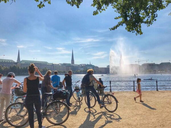 Cycling Tour Around the Alster & Through Dreamy Alster Neighborhoods - Participant Requirements