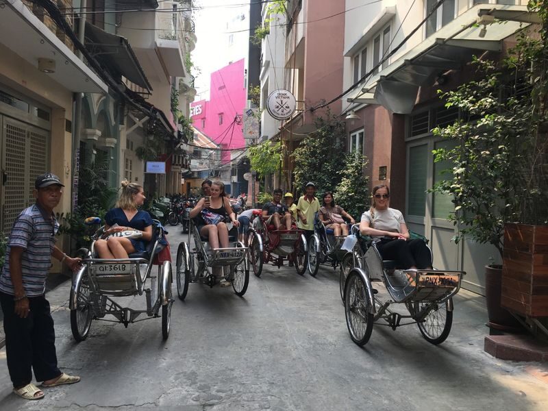 Cyclo Ride with Lunch or Dinner in Vietnamese Restaurant - What to know before you book