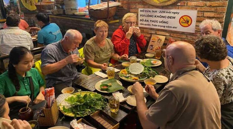 Cyclo Tour and Local Street Food Delights - Itinerary Highlights