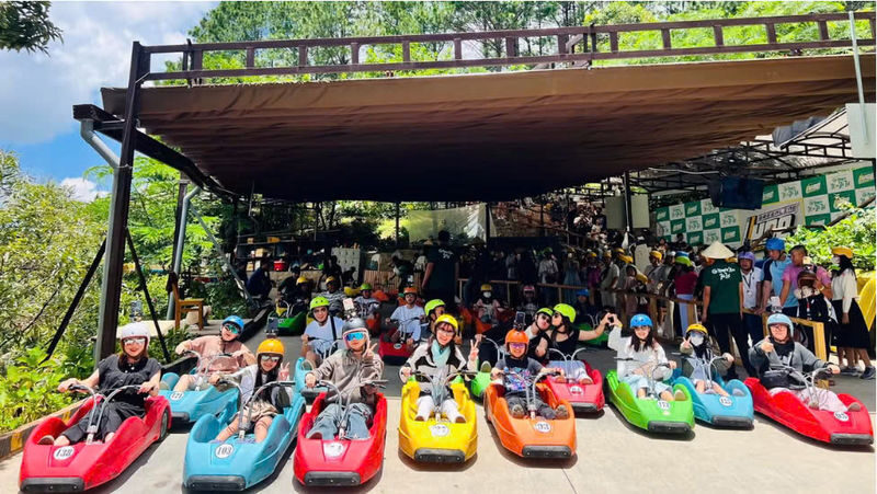 Da Lat Fresh Garden & Mongo Land One-Day Adventure - Guides make a difference on a packed route